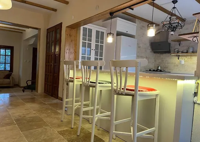 Pinar - Near The Airport And Villa *