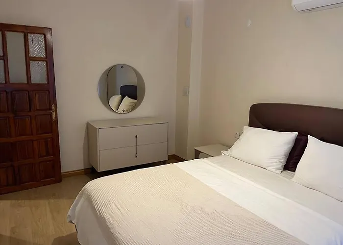 Pinar - Near The Airport And * 达拉曼